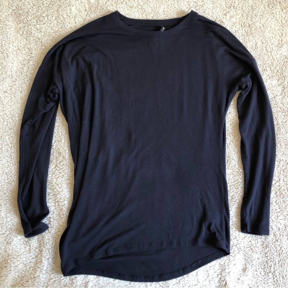 Athleta Women’s Shirt Cloudlight Restore Shirt Navy Long Sleeve Size M